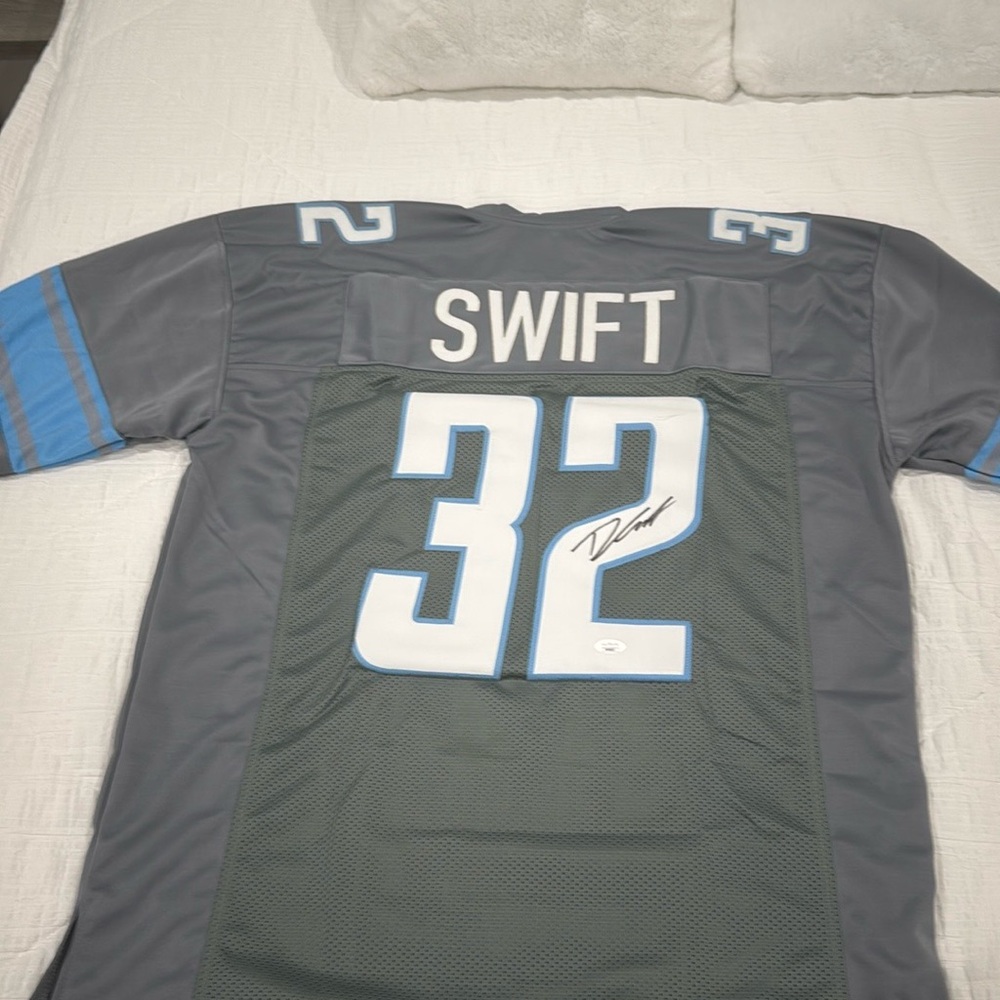 D’Andre Swift Custom Jersey